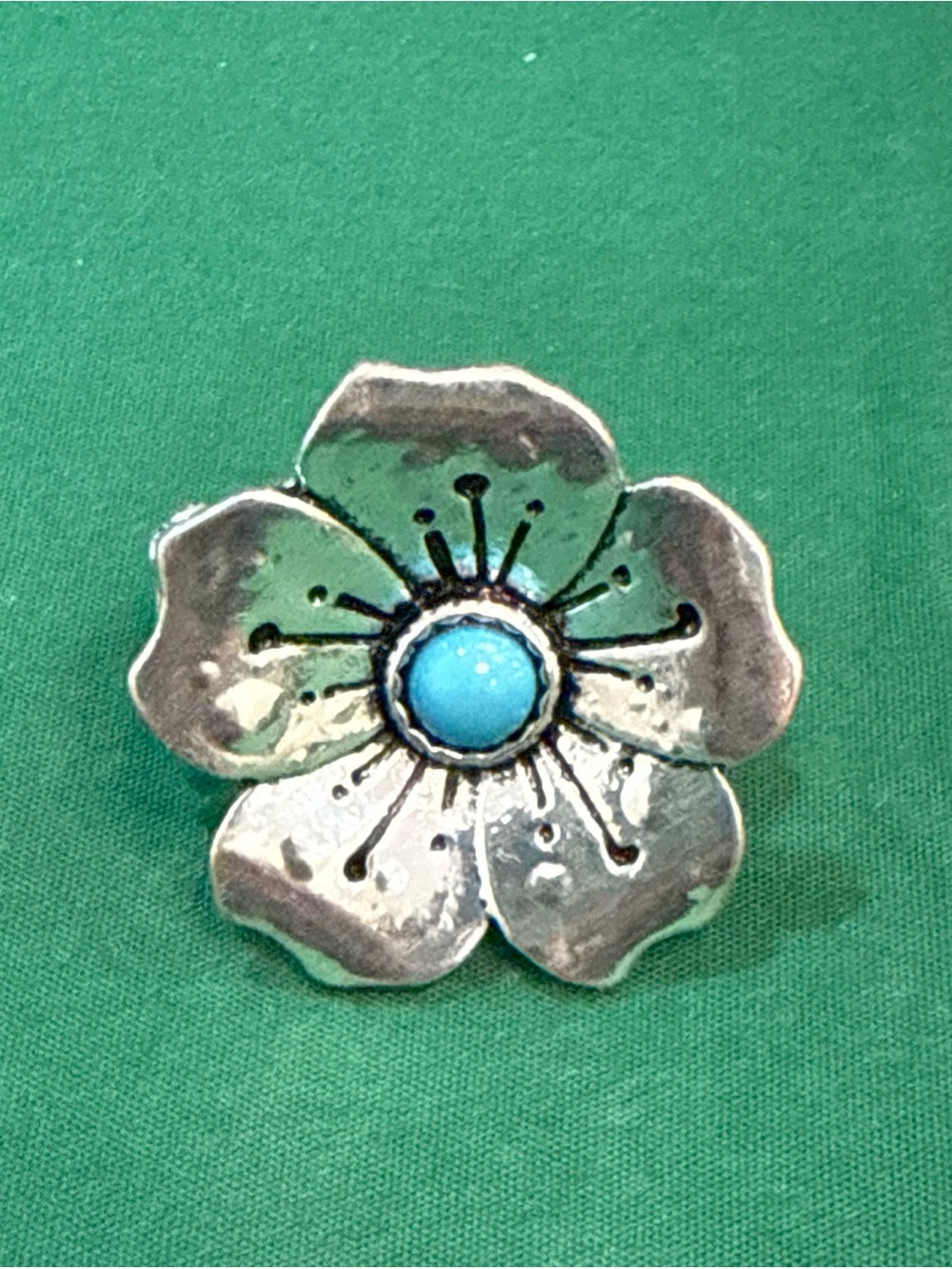 Paparazzi Boho Blossom SilverTone Ring W/Blue Bead Center. 63C